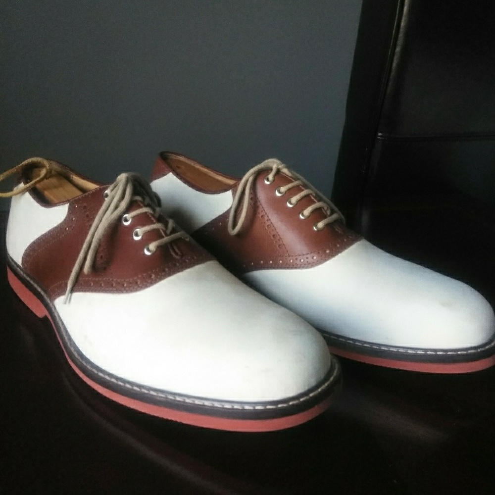 #JOHNSTONANDMURPHY Wagner Saddle
